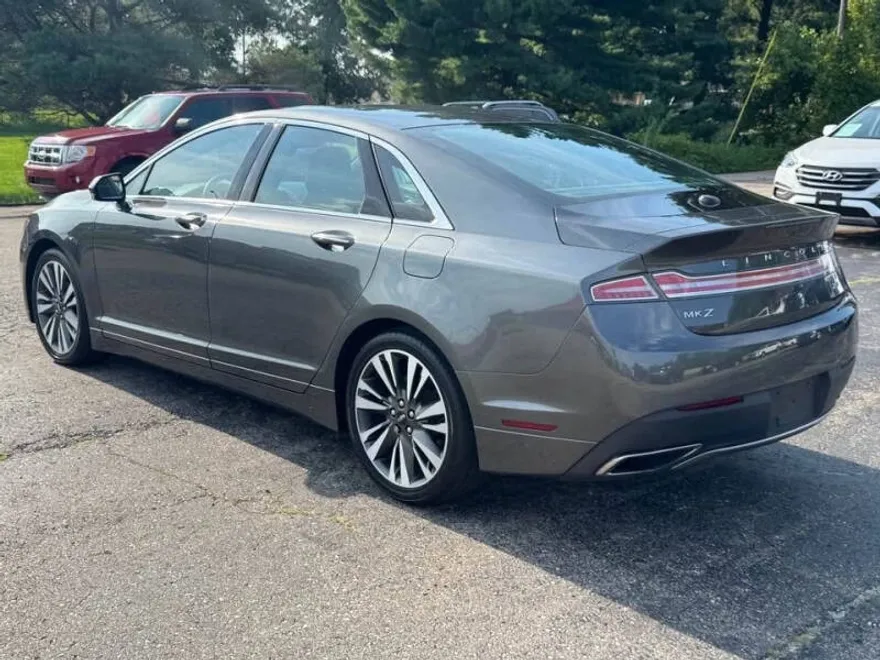 2018 Lincoln MKZ Reserve photo 1
