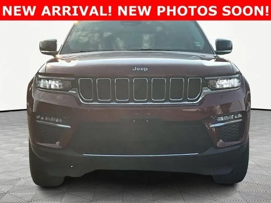 2023 Jeep Cherokee 4xe photo 1