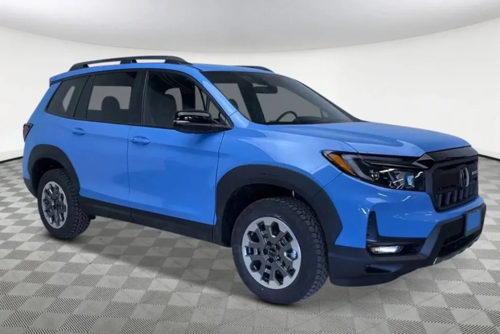 2025 Honda Passport TrailSport photo 1
