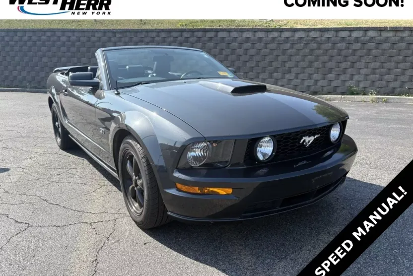 2007 Ford Mustang GT Deluxe photo 1