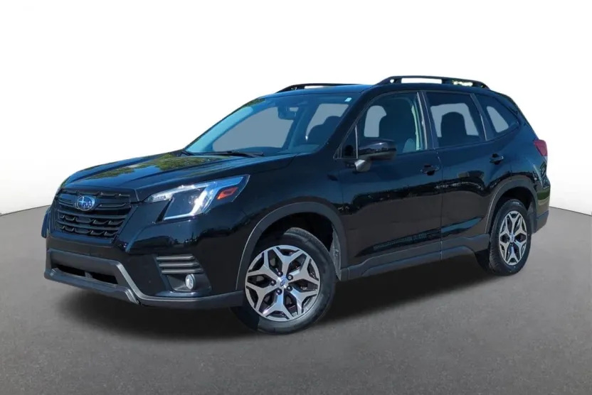 2023 Subaru Forester Premium photo 1