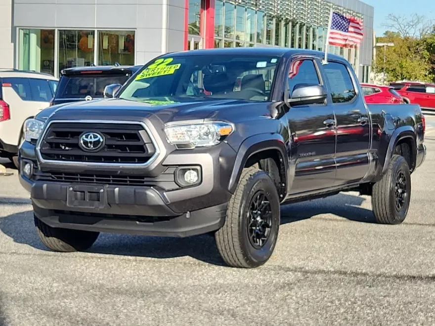 2022 Toyota Tacoma SR5 Double Cab V6 photo 1