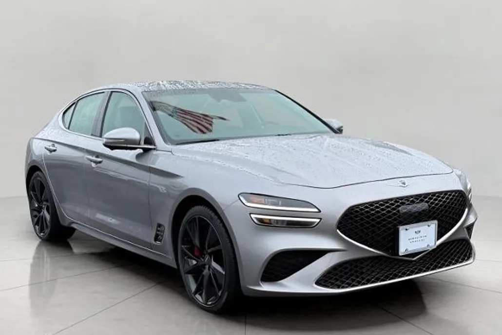 2023 Genesis G70 3.3T photo 1