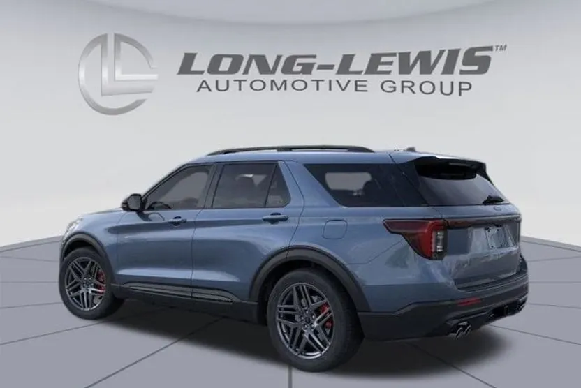 2025 Ford Explorer ST photo 1