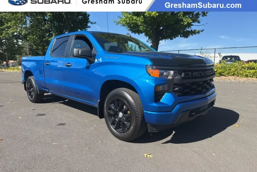 2023 Chevrolet Silverado 1500 Custom photo 1