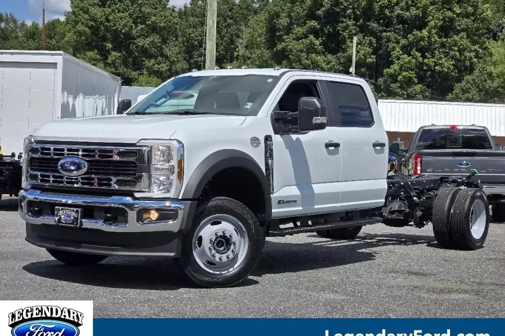 2026 Ford F-550 XL photo 1