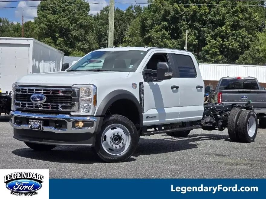 2026 Ford F-550 XL photo 1