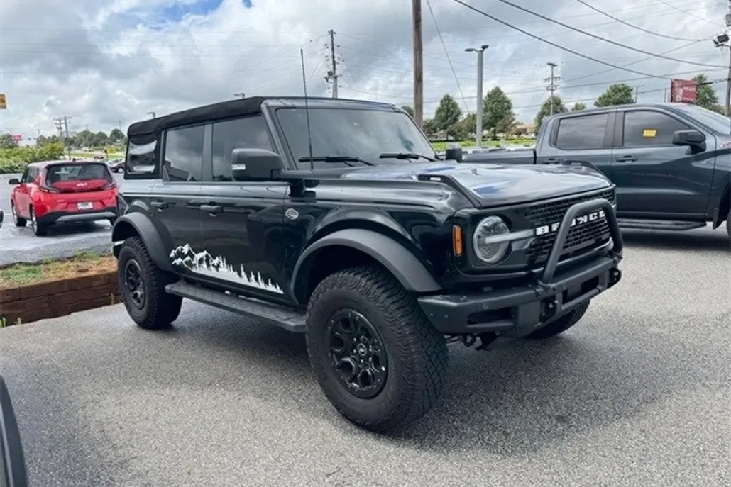 2024 Ford Bronco Wildtrak photo 1