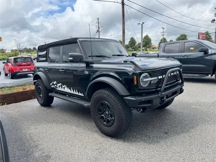 2024 Ford Bronco Wildtrak photo 1