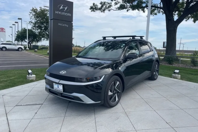 2025 Hyundai Ioniq 5 SEL photo 1