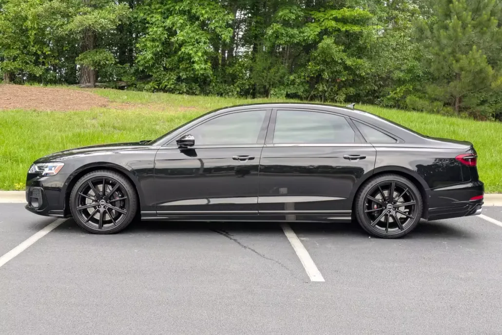 2024 Audi S8 Quattro photo 1
