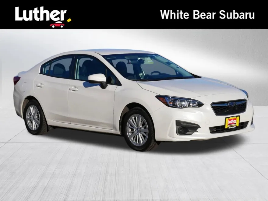 2017 Subaru Impreza Premium photo 1