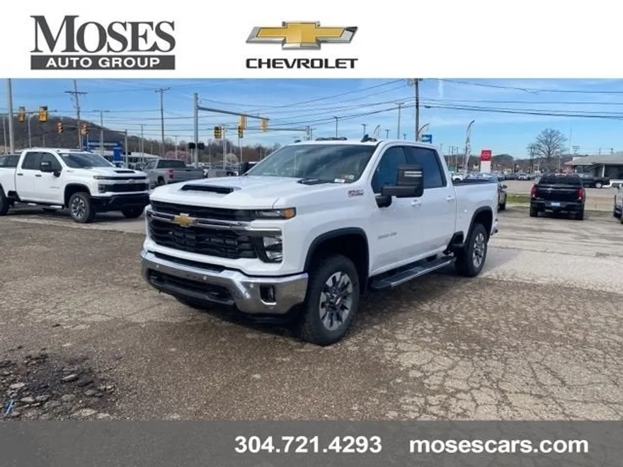2025 Chevrolet Silverado 3500HD LT photo 1