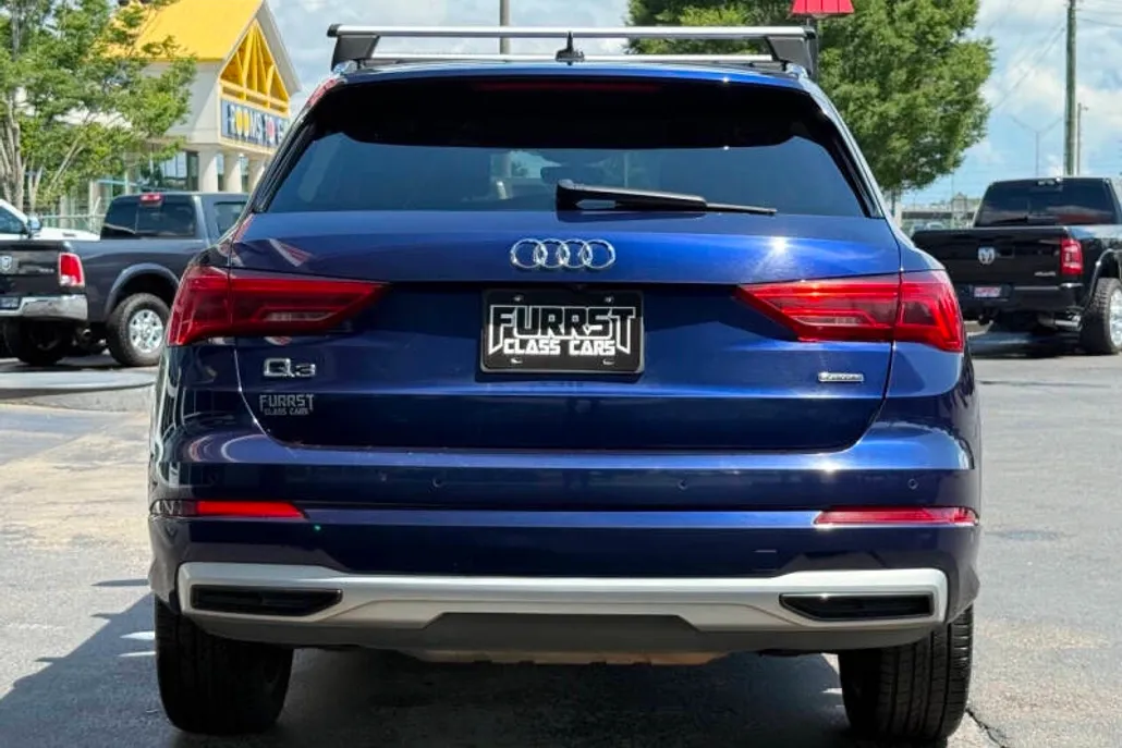 2022 Audi Q3 Premium 40 TFSI photo 1