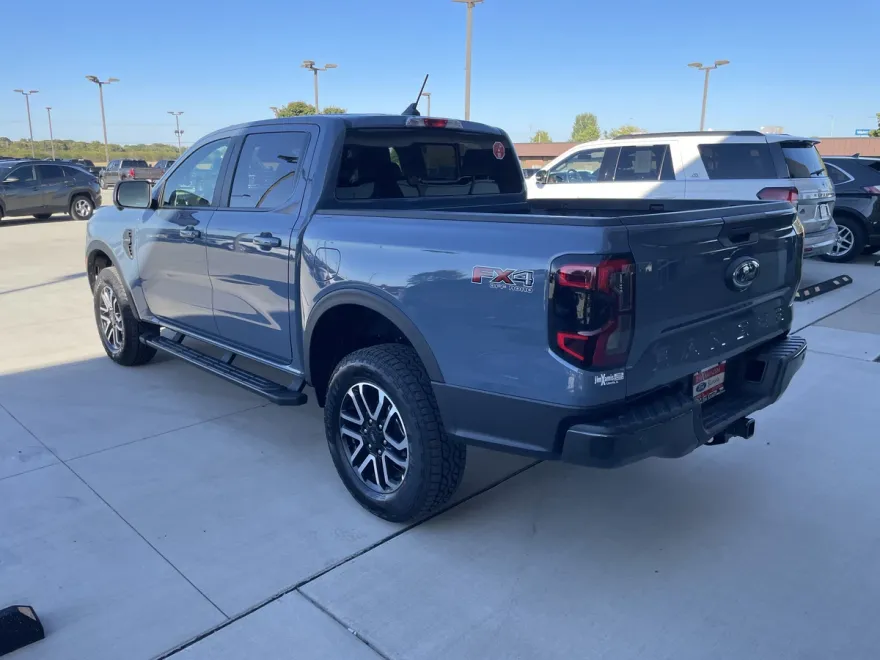 2025 Ford Ranger Lariat photo 1