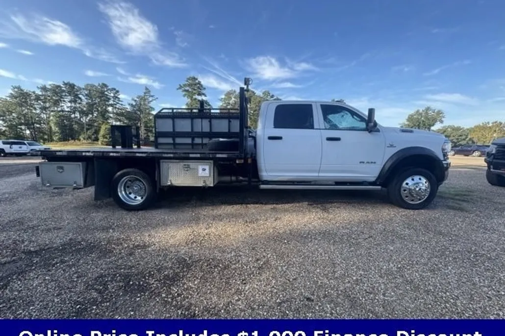 2022 Ram 5500 Tradesman SLT Laramie Limited photo 1