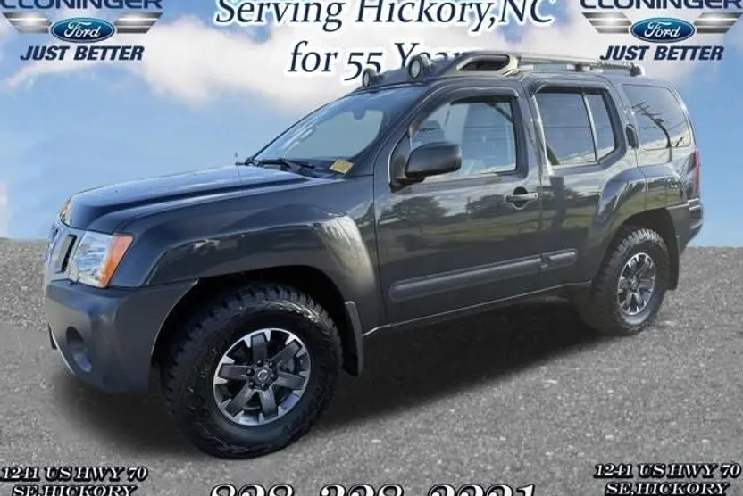 2015 Nissan Xterra PRO-4X photo 1