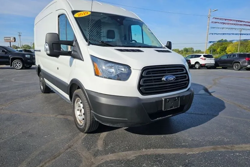 2019 Ford Transit Van photo 1