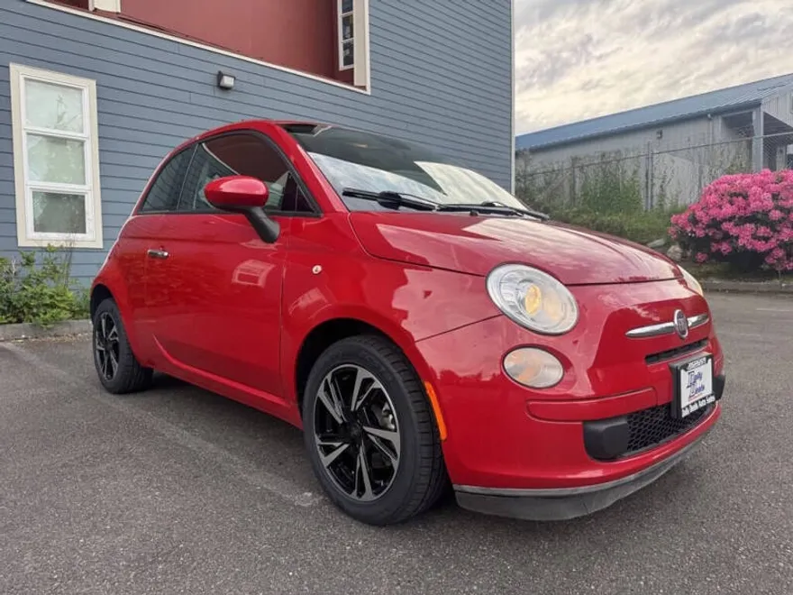 2015 Fiat 500 Pop photo 1