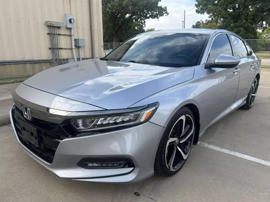 2018 Honda Accord Sport photo 1