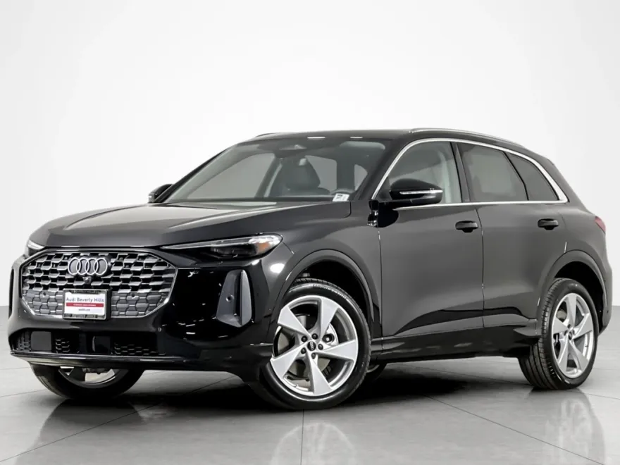 2025 Audi Q5 Premium Plus photo 1