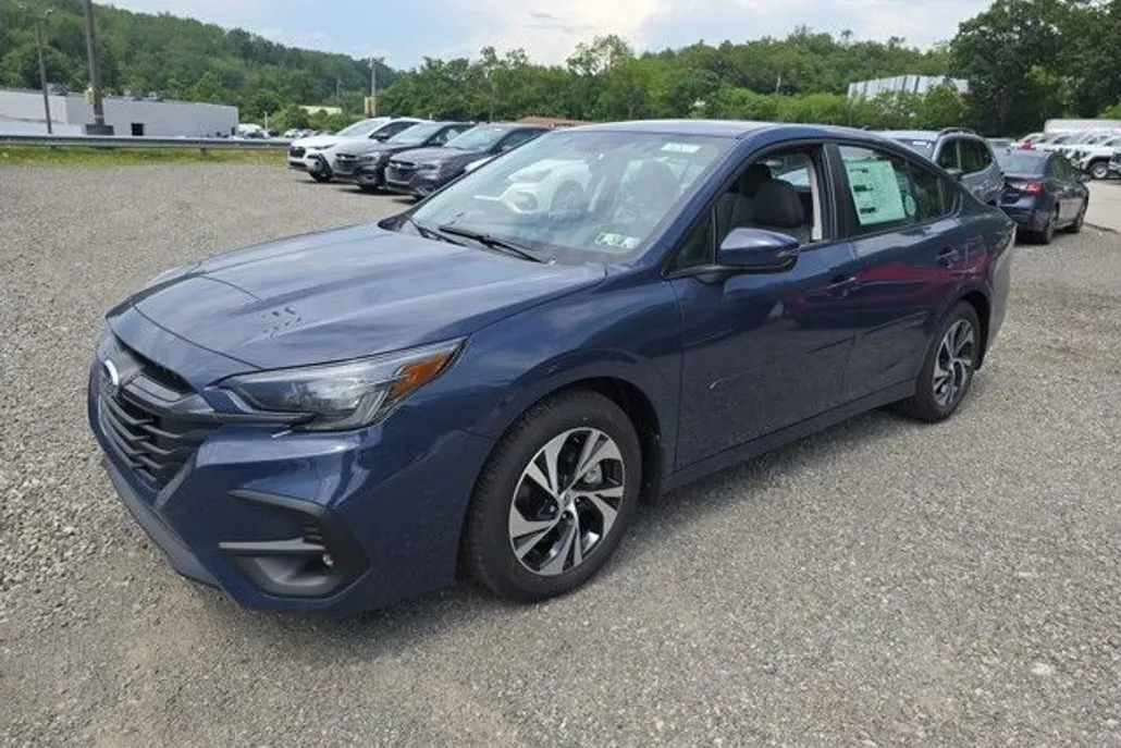 2025 Subaru Legacy Premium photo 1