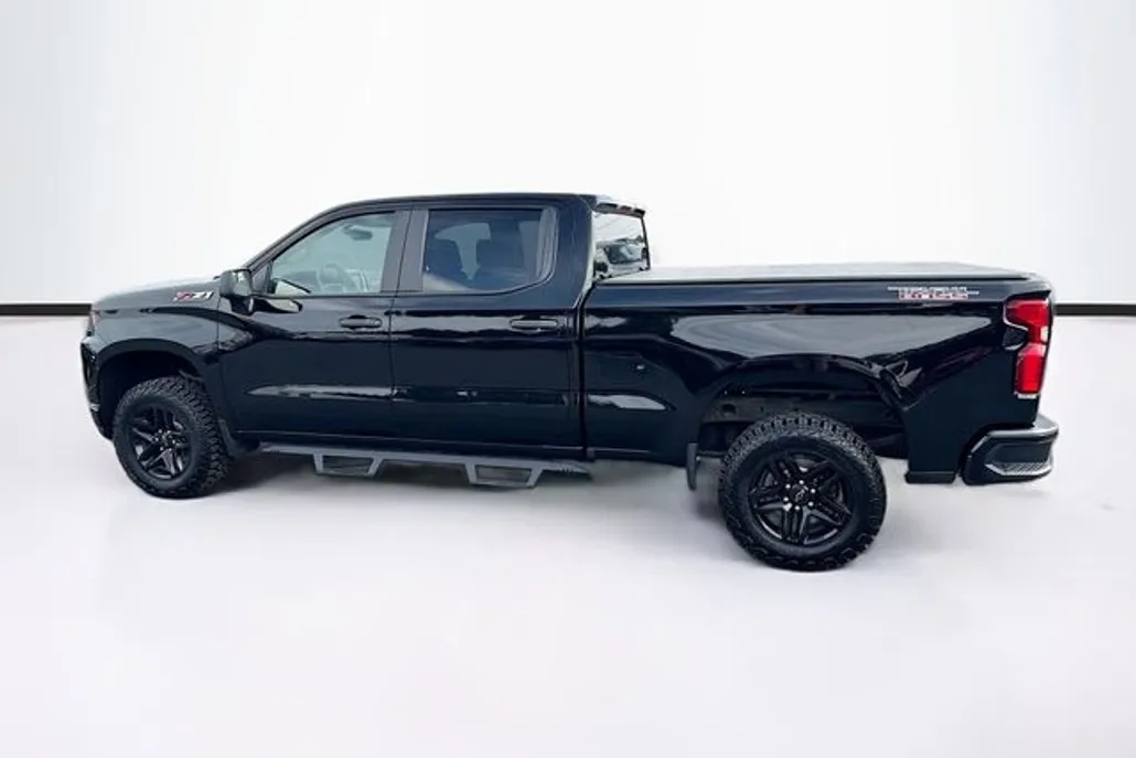 2020 Chevrolet Silverado 1500 Custom Trail Boss photo 1