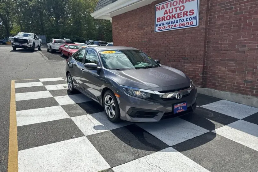 2016 Honda Civic LX photo 1