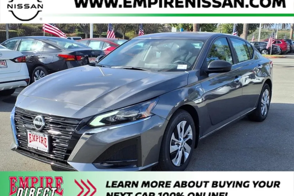 2025 Nissan Altima S photo 1