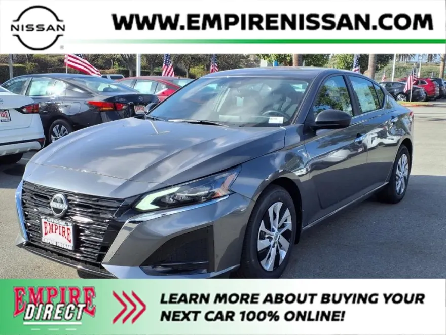 2025 Nissan Altima S photo 1