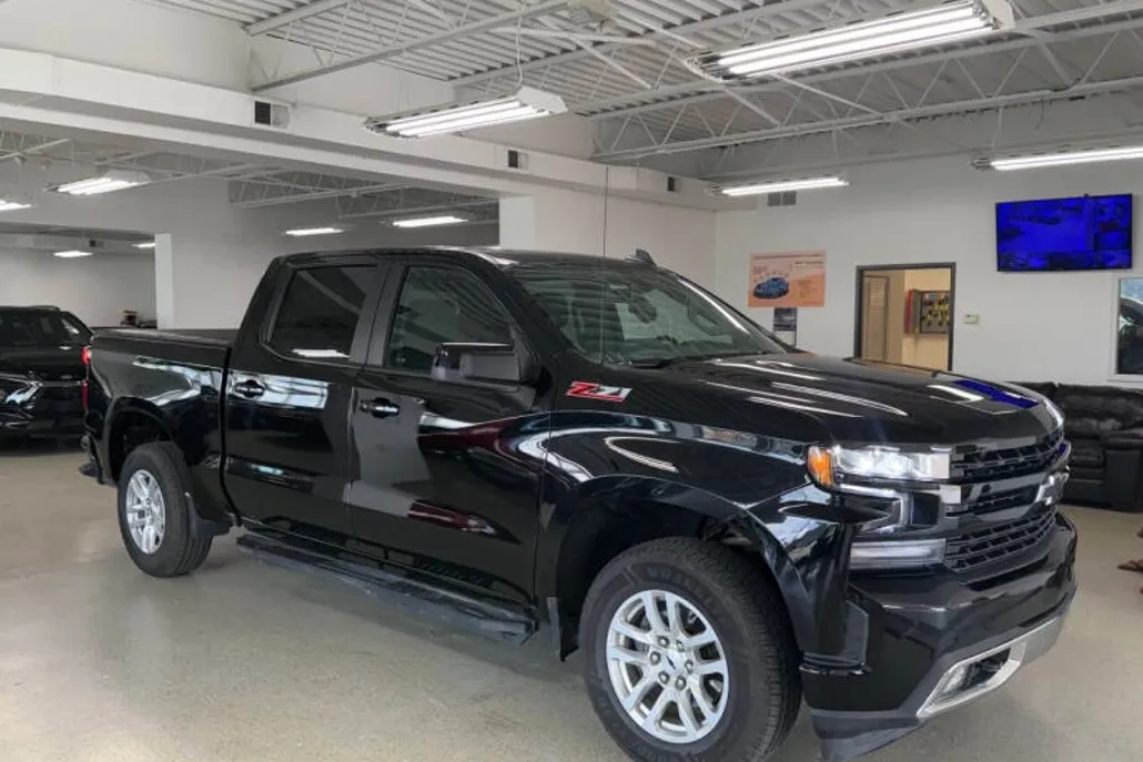 2020 Chevrolet Silverado 1500 RST photo 1