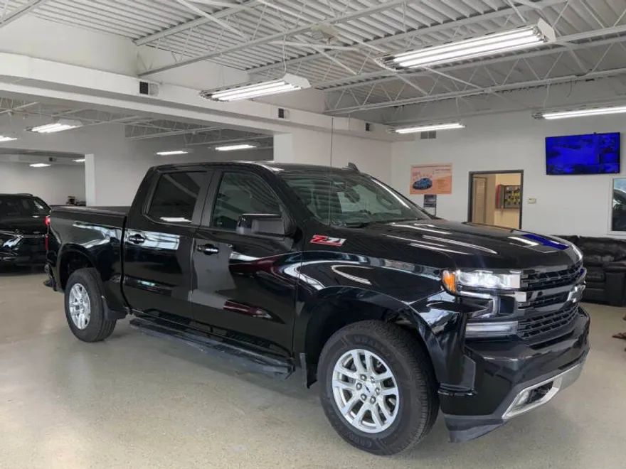 2020 Chevrolet Silverado 1500 RST photo 1