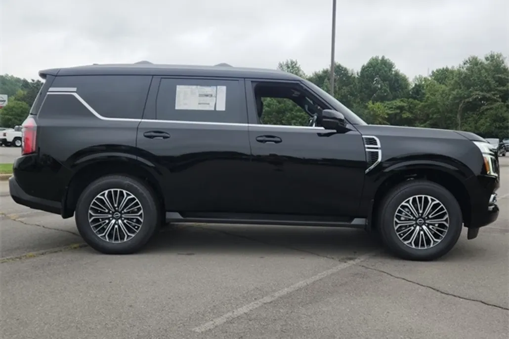 2026 Nissan Armada SL photo 1