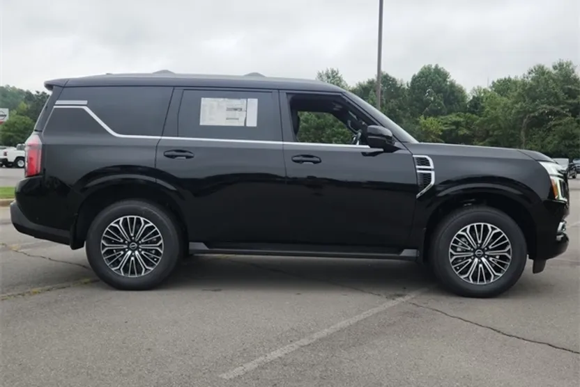 2026 Nissan Armada SL photo 1