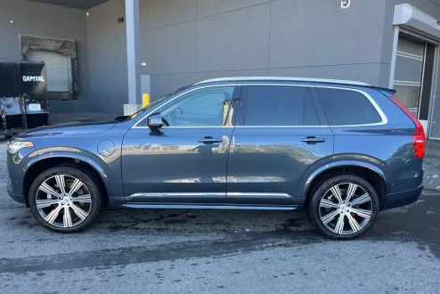 2024 Volvo XC90 Recharge T8 Plus photo 2