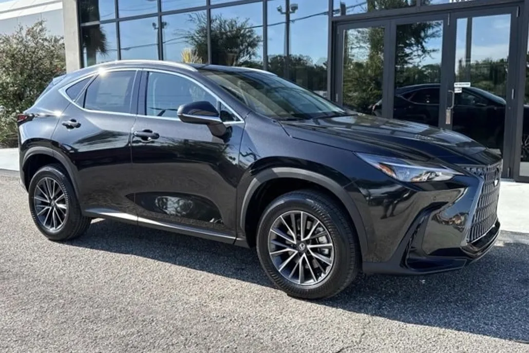 2026 Lexus NX 350 photo 1