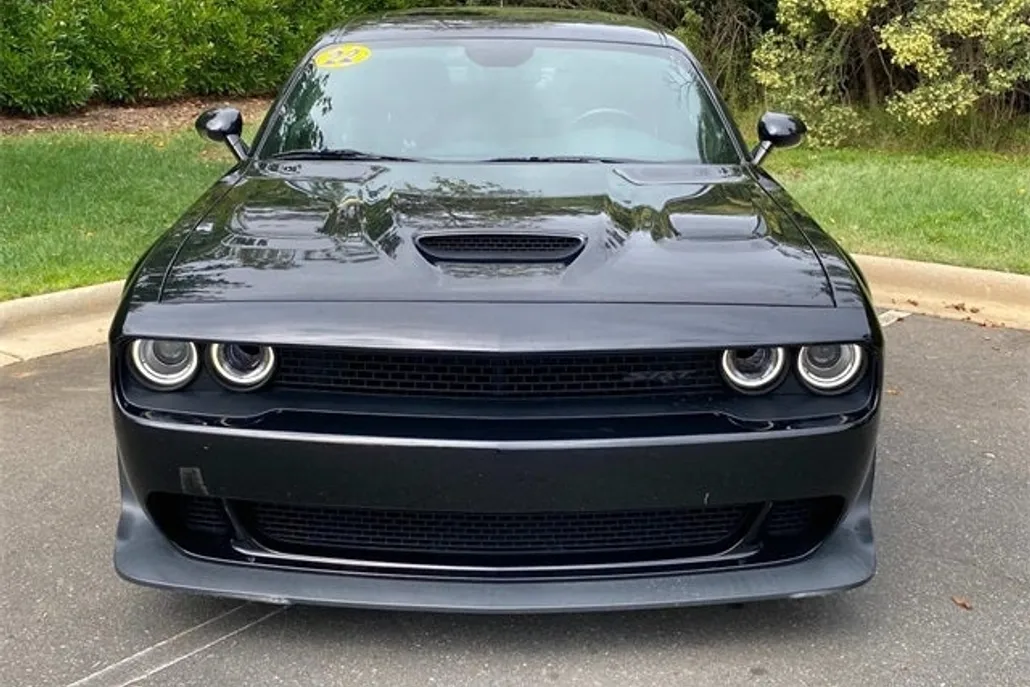 2022 Dodge Challenger R/T Scat Pack Widebody photo 1