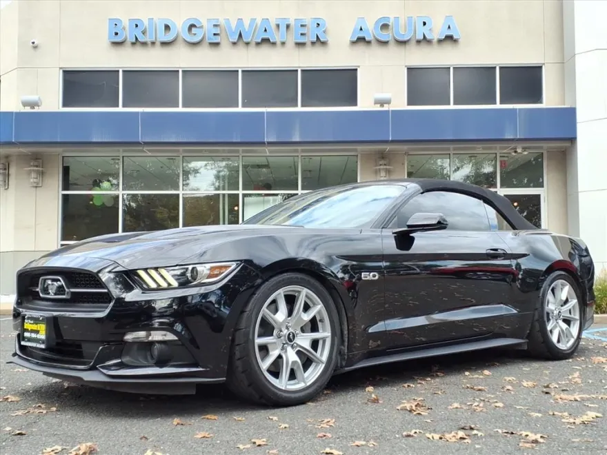2015 Ford Mustang GT Premium photo 1