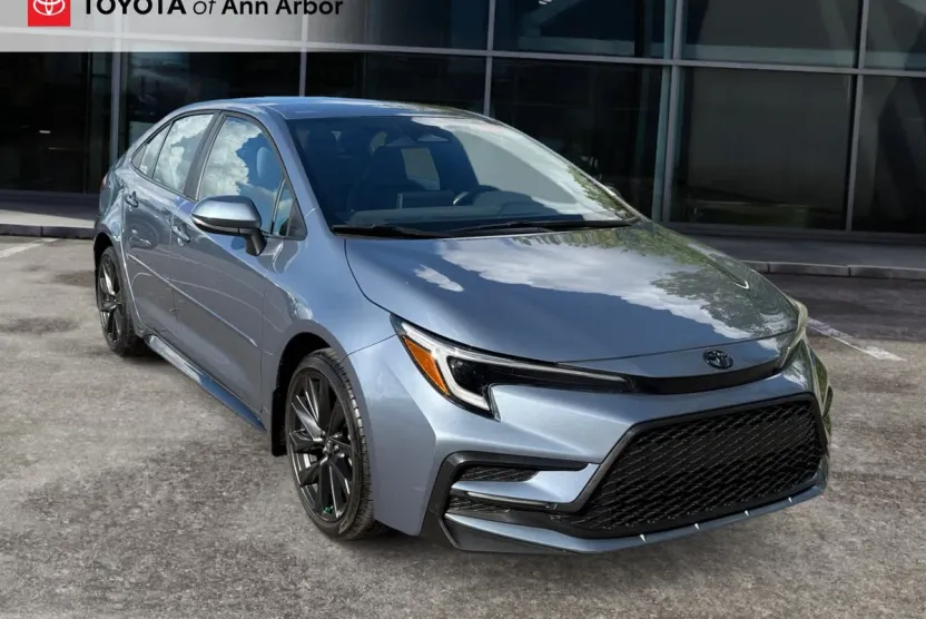 2024 Toyota Corolla SE photo 1