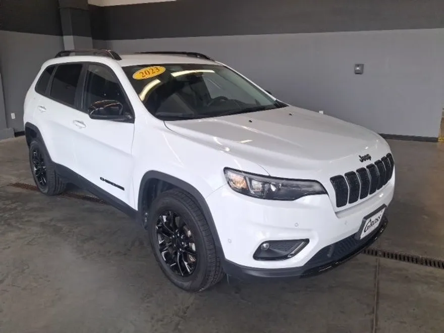 2023 Jeep Cherokee Altitude Lux photo 1