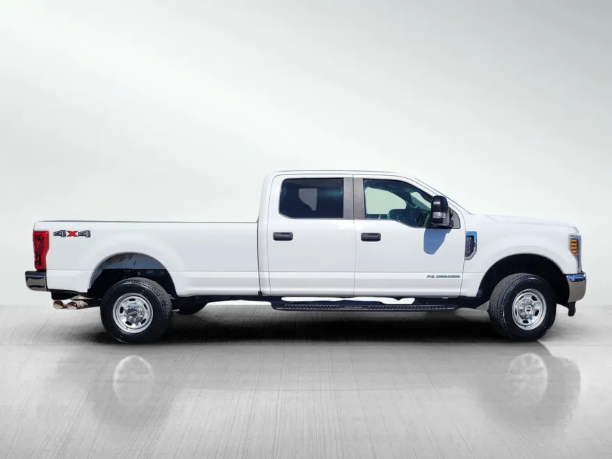 2019 Ford F-250 XLT photo 1
