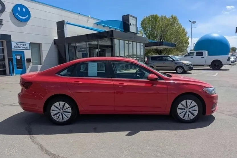 2019 Volkswagen Jetta 1.4T S photo 1