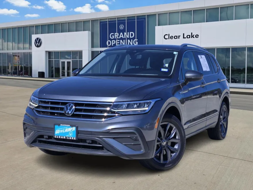 2022 Volkswagen Tiguan SE photo 1