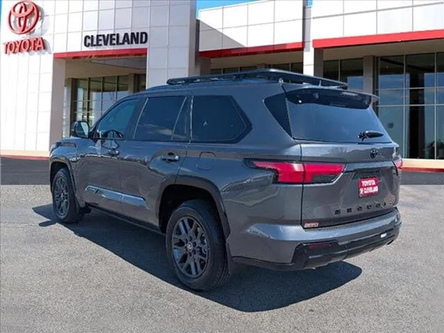 2026 Toyota Sequoia Platinum photo 1