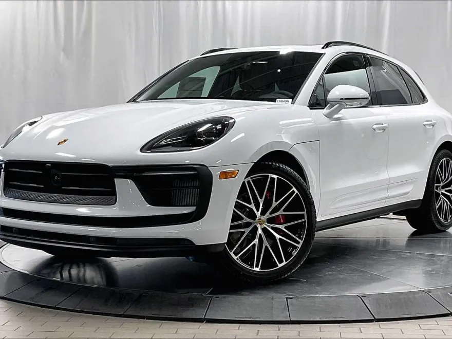 2025 Porsche Macan S photo 1