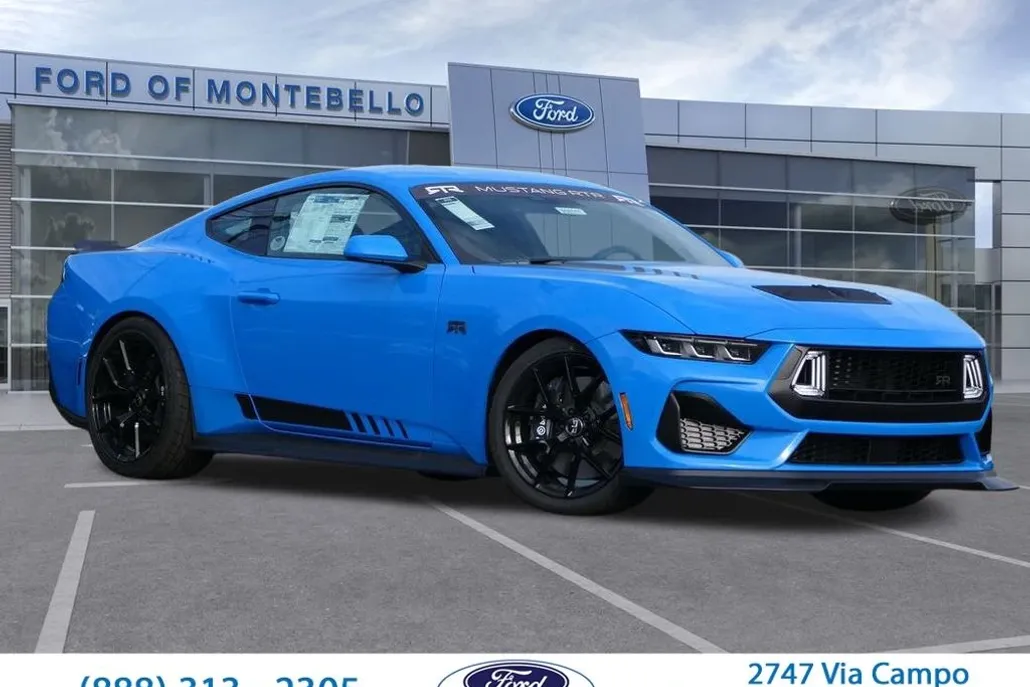 2025 Ford Mustang GT photo 1