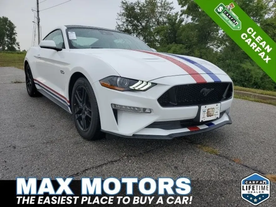 2021 Ford Mustang GT photo 1