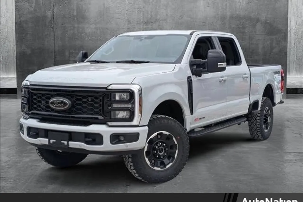 2025 Ford F-250 Lariat photo 1
