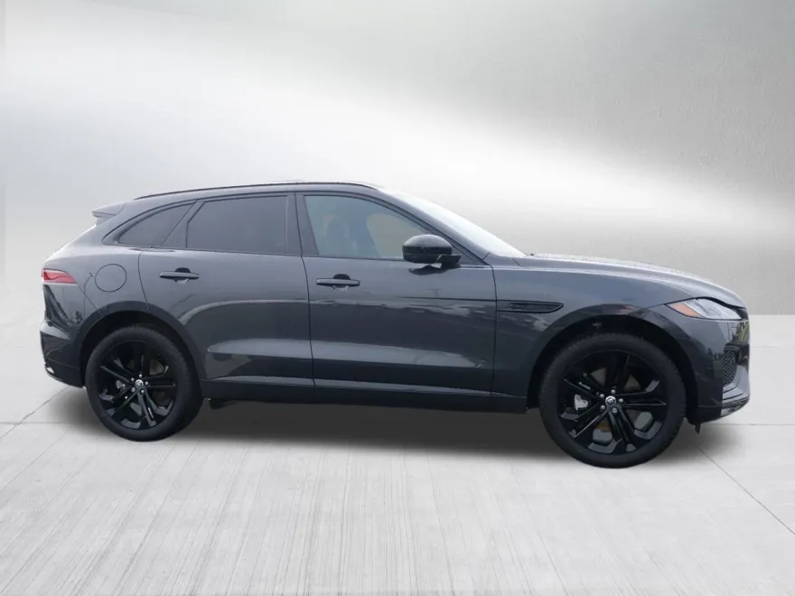 2025 Jaguar F-PACE P250 R-Dynamic S photo 1