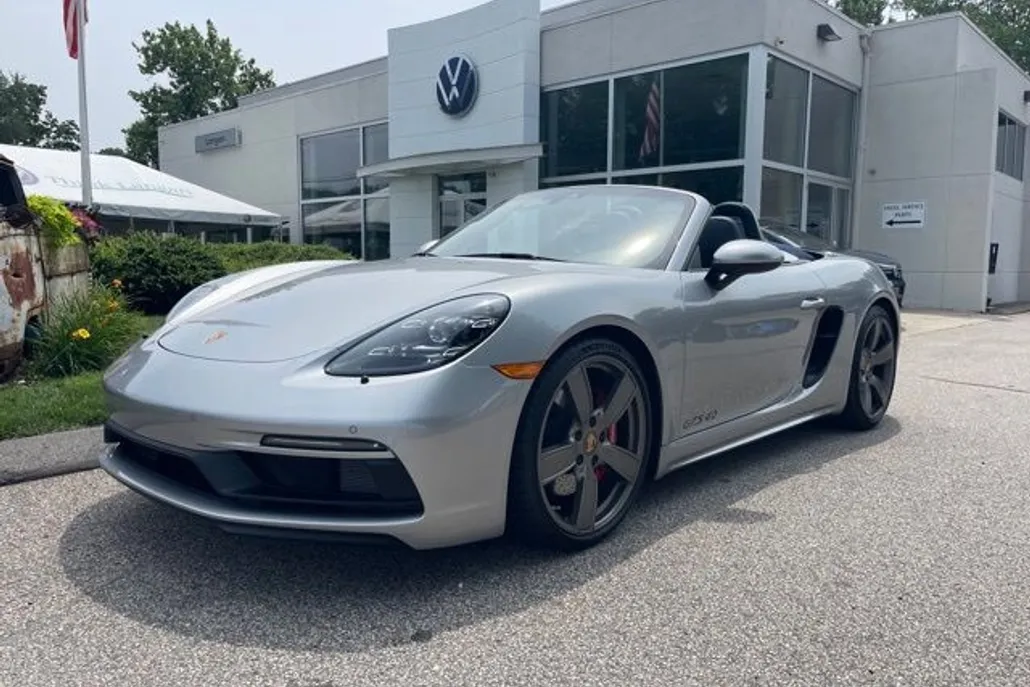 2022 Porsche Boxster photo 1